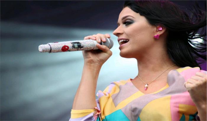 आत्महत्या के ख्याल पर शर्मिदा : केटी पेरी आत्महत्या के ख्याल पर शर्मिदा : केटी पेरी