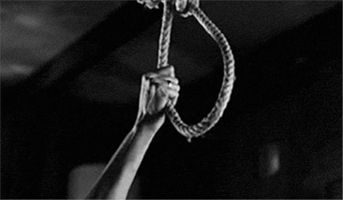 उत्तर प्रदेश :दोही में कारीगर ने फांसी लगाकर की आत्महत्या