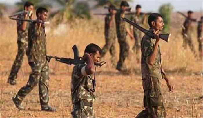 छग :20 नक्सलियों ने किया समर्पण छग :20 नक्सलियों ने किया समर्पण