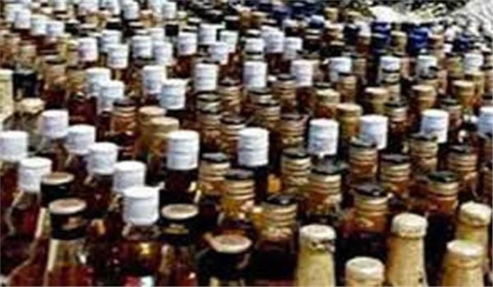 बिहार में ट्रक से 154 कार्टन विदेशी शराब बरामद, तीन गिरफ्तार