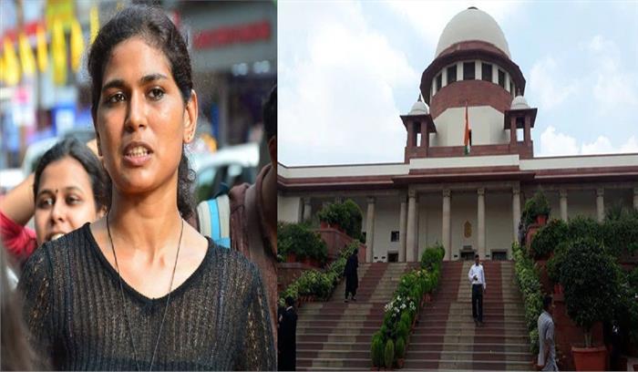 रेहाना फातिमा को धार्मिक भावना आहत न करने का SC ने दिया निर्देश