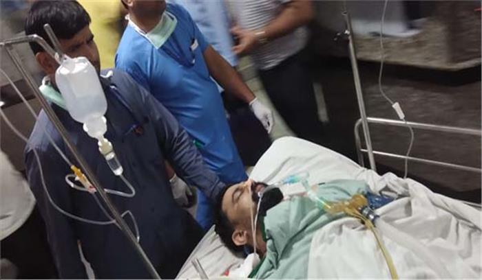 ओसिस बिल्डर के सेल्स मैनेजर पर बदमाशों ने की गोलीबारी, हालत नाजुक