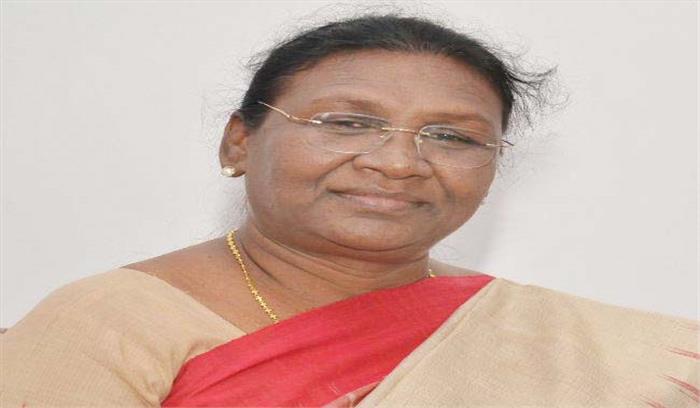 समर्पण भाव से मरीजों का इलाज करें चिकित्सक : द्रौपदी