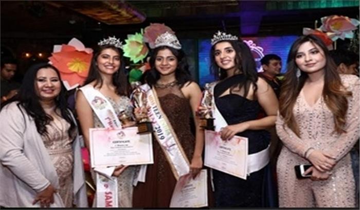 सुष्मिता ने पहली मिस टीन इंडिया वर्ल्ड का पहना ताज