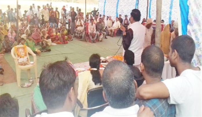 मुड़पार चौपाल में शामिल हुए सहकारिता मंत्री बघेल