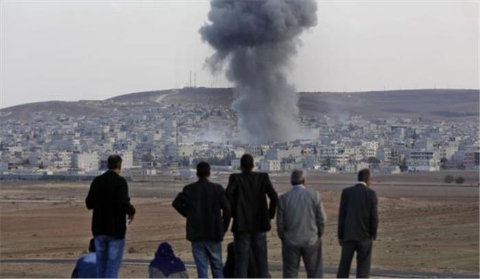 सीरिया में अमेरिका के नेतृत्व में हुए हवाई हमलों में 32 लोगों की मौत