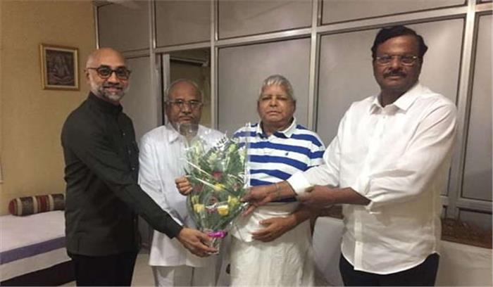 तेदेपा के 3 सांसद लालू से मिले, राजद करेगा अविश्वास प्रस्ताव का समर्थन