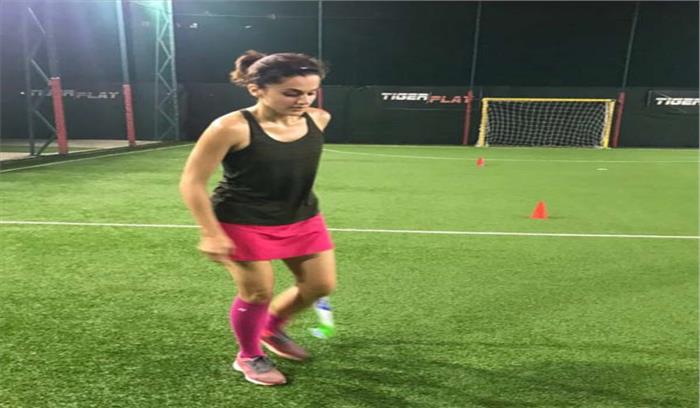 खेलों से इतना प्यार है कि अभिनेत्री न होती तो खिलाड़ी होती : तापसी