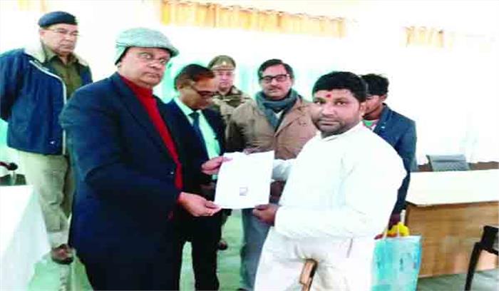 समाधान दिवस पर 155 शिकायतें दर्ज, 16 का निस्तारण