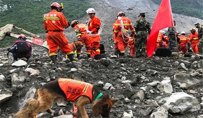 चीन: भूस्खलन में दस लोगों की मौत, 13 घायल चीन: भूस्खलन में दस लोगों की मौत, 13 घायल