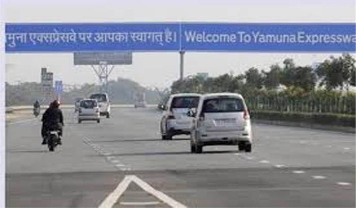 आगरा में यमुना किनारे रोपाई पर उठे सवाल