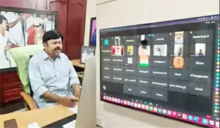 तमिलनाडु : अन्नाद्रमुक के 2 पूर्व नेताओं की वापसी के साथ जुबानी जंग शुरू