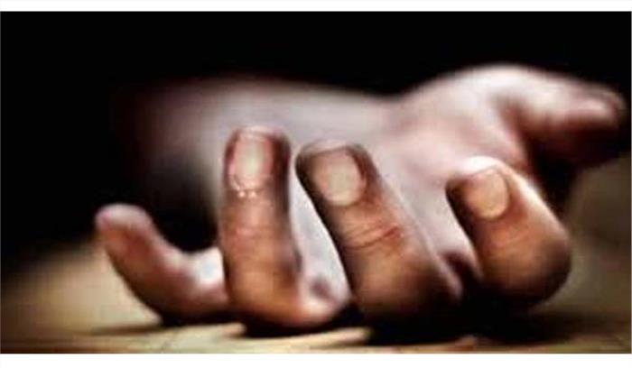 तमिलनाडु : मेडिकल छात्र ने इंजेक्शन लगाकर की आत्महत्या तमिलनाडु : मेडिकल छात्र ने इंजेक्शन लगाकर की आत्महत्या