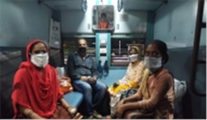 रांची के लिए तमिलनाडु से 1,136 यात्रियों को लेकर निकली विशेष ट्रेन रांची के लिए तमिलनाडु से 1,136 यात्रियों को लेकर निकली विशेष ट्रेन