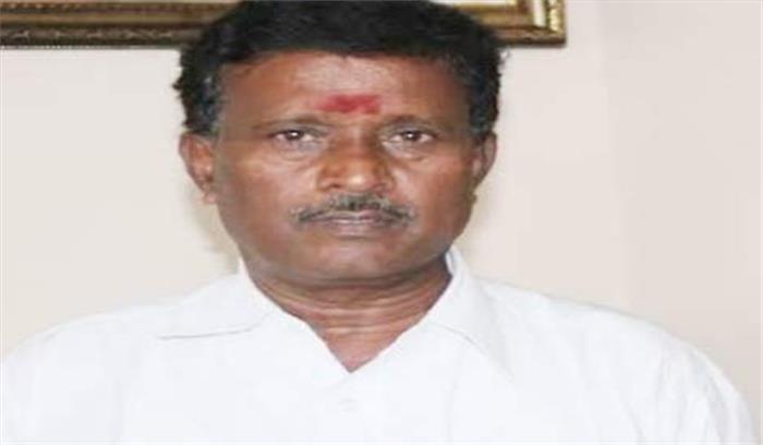 अन्नाद्रमुक सांसद की सड़क हादसे में मौत
