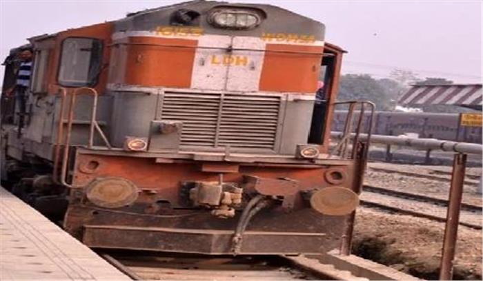 तमिलनाडु: क्रॉसिंग पर ट्रैक्टर ट्रॉली से टकराई ट्रेन