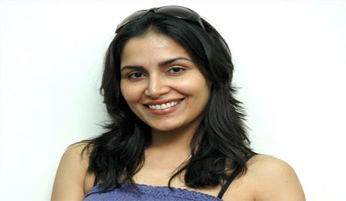 इंटीरियर डिजाइनर बनीं पूर्व मॉडल तापुर चटर्जी इंटीरियर डिजाइनर बनीं पूर्व मॉडल तापुर चटर्जी