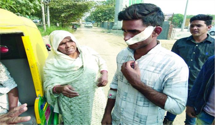 टशनबाजी में दो भाईयों को चाकू मारकर किया घायल