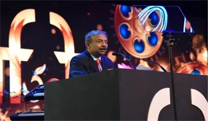 शिक्षकों की अस्थायी भर्ती पर एमएचआरडी पहुंचे डीयू कुलपति