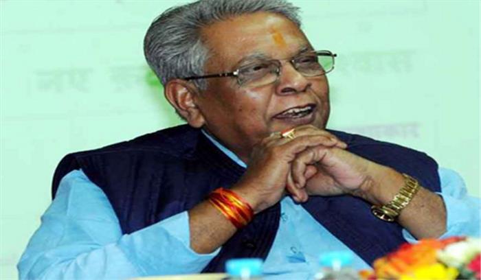 उमाशंकर गुप्ता की उपस्थिति में मंत्रालय स्थित पार्क में राष्ट्रगीत का गायन हुआ