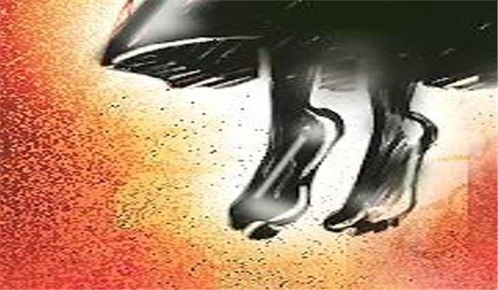 हरदा: छेड़खानी से परेशान किशोरी ने लगाई फांसी