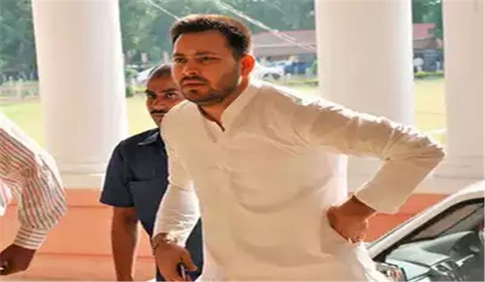 आखिरकार सामने आए लापता तेजस्वी यादव , बोले -इलाज करा रहा था आखिरकार सामने आए लापता तेजस्वी यादव , बोले -इलाज करा रहा था