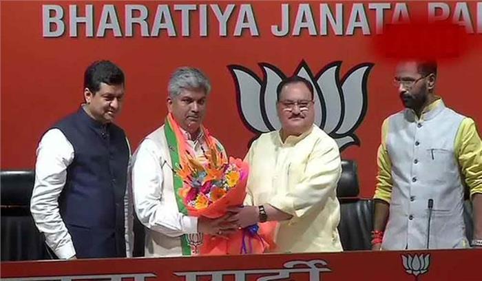 कांग्रेस के पूर्व सांसद आनंद भास्कर भाजपा में हुए शामिल कांग्रेस के पूर्व सांसद आनंद भास्कर भाजपा में हुए शामिल