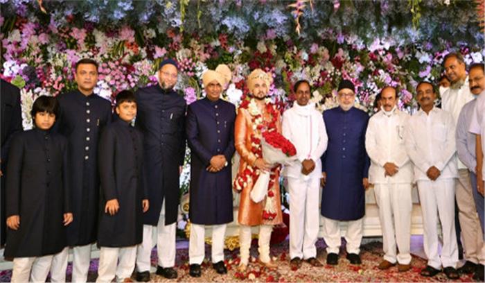 तेलंगाना के मुख्यमंत्री, कई मंत्री ओवैसी की बेटी की शादी में पहुंचे तेलंगाना के मुख्यमंत्री, कई मंत्री ओवैसी की बेटी की शादी में पहुंचे