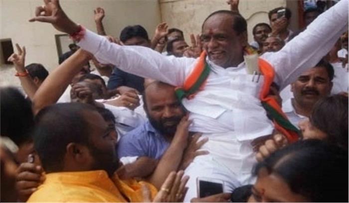 तेलंगाना विधान परिषद चुनाव में टीआरएस को बड़ा झटका