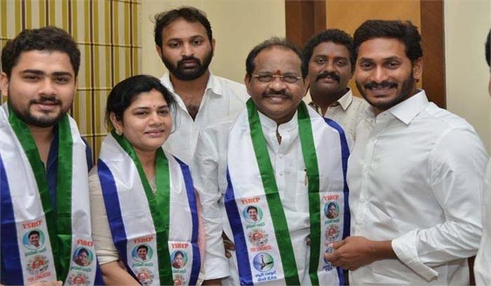 तेदेपा सांसद, उद्योगपति वाईएसआर कांग्रेस पार्टी में हुए शामिल