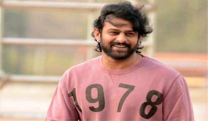 अभिनेता प्रभास का अब पूरा ध्यान अगली दो तेलुगू फिल्मों पर