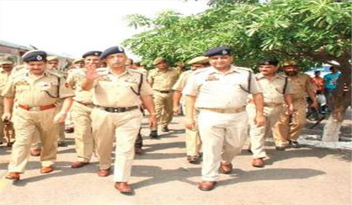 आतंकी बने युवाओं की घर वापसी के लिए अब पुलिस पहुंची उनके घर