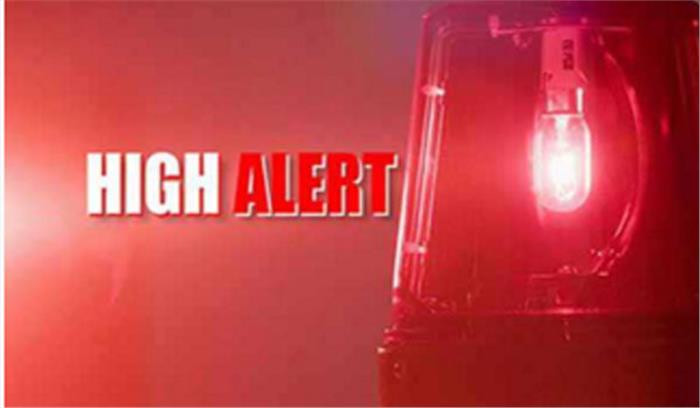 आतंकवादियों के छिपे होने की सूचना मिलते ही दिल्ली में अलर्ट जारी