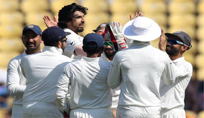 नागपुर टेस्ट: भारतीय गेंदबाजों ने श्रीलंका को बैकफुट पर धकेला