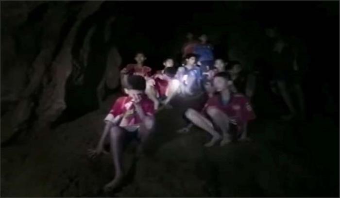 9 दिन बाद सही सलामत मिली थाईलैंड की गुफा में लापता फुटबॉल टीम