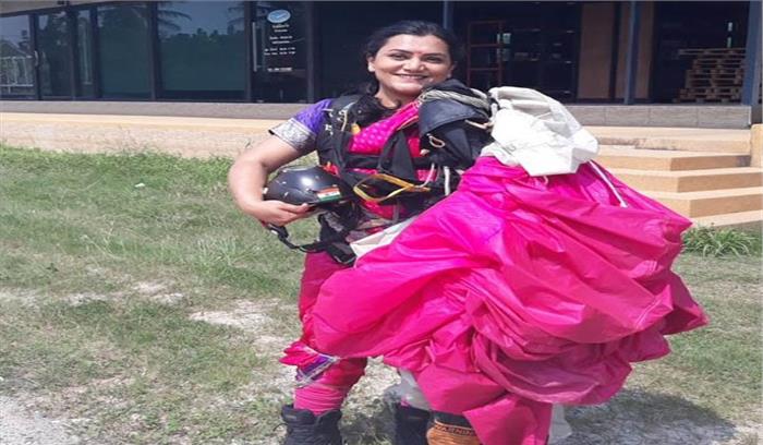 देश में स्काइडाइविंग को अब खेल का दर्जा दे भारत सरकार: शीतल राणे महाजन