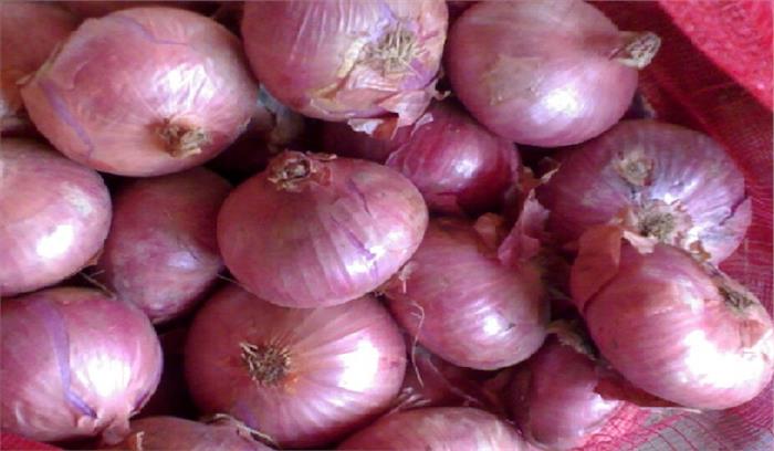नया प्याज आने के बावजूद भी नहीं घटी क़ीमतें