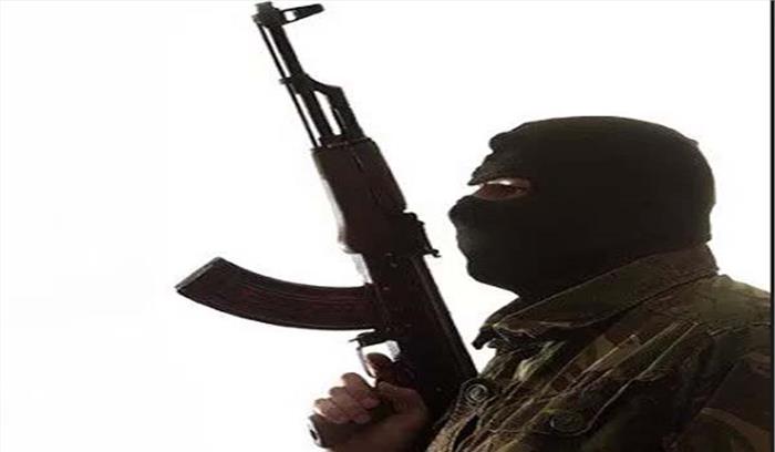 तीसरे आतंकवादी की तलाश जारी