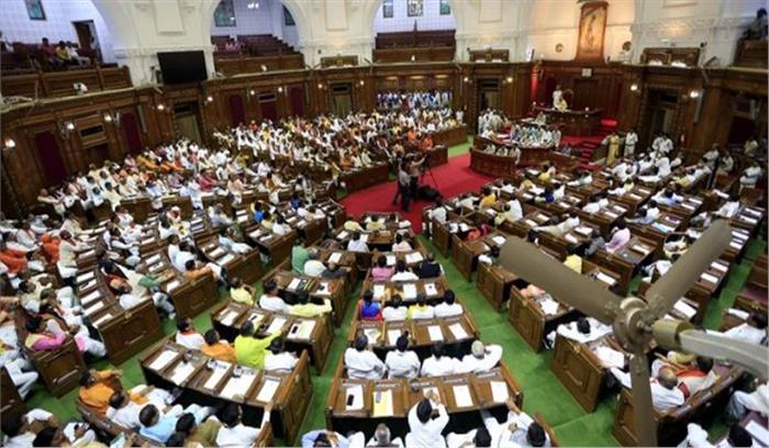 लगातार तीसरे दिन भी केरल विधानसभा की कार्यवाही स्थगित