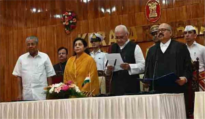 आरिफ मोहम्मद खान ने केरल के राज्यपाल पद की शपथ ली