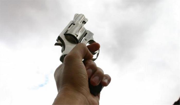 उत्तर प्रदेश: तिलक समारोह में फायरिंग से बच्चे की मौत उत्तर प्रदेश: तिलक समारोह में फायरिंग से बच्चे की मौत