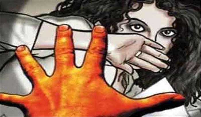 दोस्तों संग मिलकर युवती से सामूहिक दुष्कर्म
