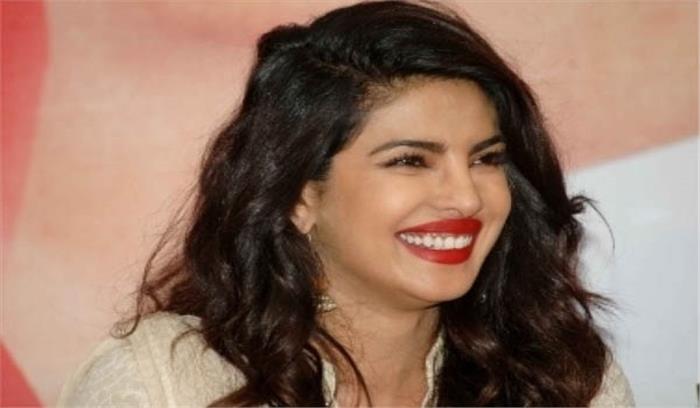 प्रियंका ने शोनाली बोस को कहा द स्काइ.. की असली स्टार