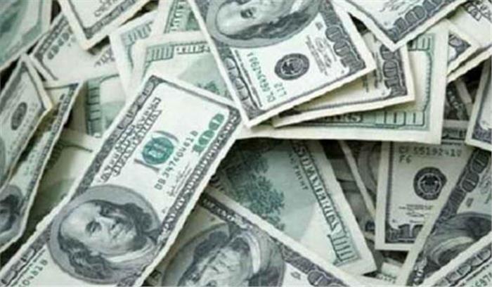 अमेरिकी डॉलर में गिरावट दर्ज