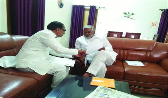 यातायात की समस्या को लेकर तेजपाल नागर परिवहन मंत्री से मिले