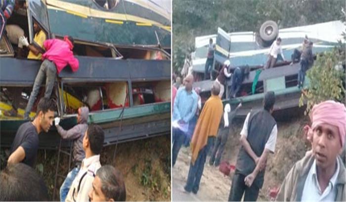 छत्तीसगढ़: पेंड्रा में यात्री बस पलटी, 5 की मौत छत्तीसगढ़: पेंड्रा में यात्री बस पलटी, 5 की मौत
