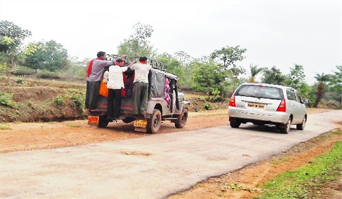 अनेक ग्राम पंचायतों में बस-टैक्सियों की सेवाएं उपलब्ध नहीं