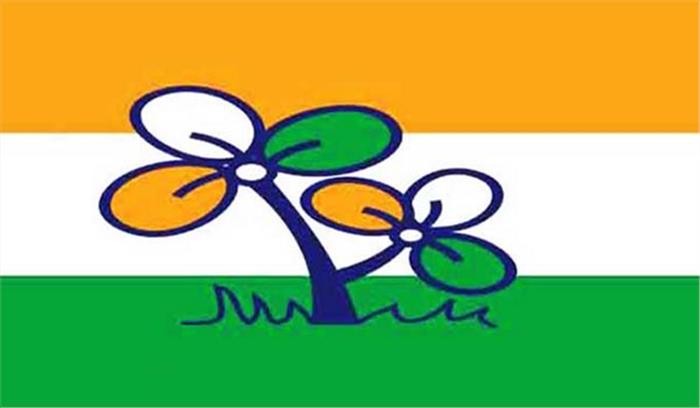 आदिवासी दंपति तृणमूल कांग्रेस में शामिल