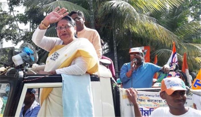 तृणमूल की माला रॉय ने नेताजी के भतीजे को हराया