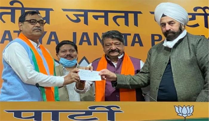 तृणमूल कांग्रेस से इस्तीफा देकर विधायक गोस्वामी भाजपा में हुए शामिल तृणमूल कांग्रेस से इस्तीफा देकर विधायक गोस्वामी भाजपा में हुए शामिल